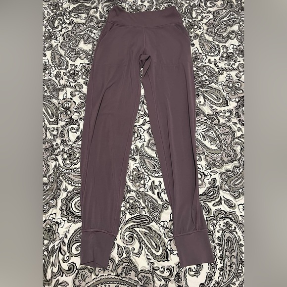 Lululemon align joggers size 6 - Picture 1 of 3
